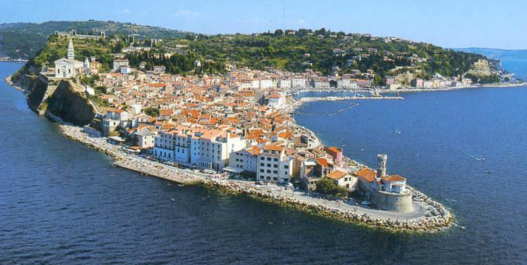Dom Mladinske knjige Fiesa Hotel Piran Eksteriør billede